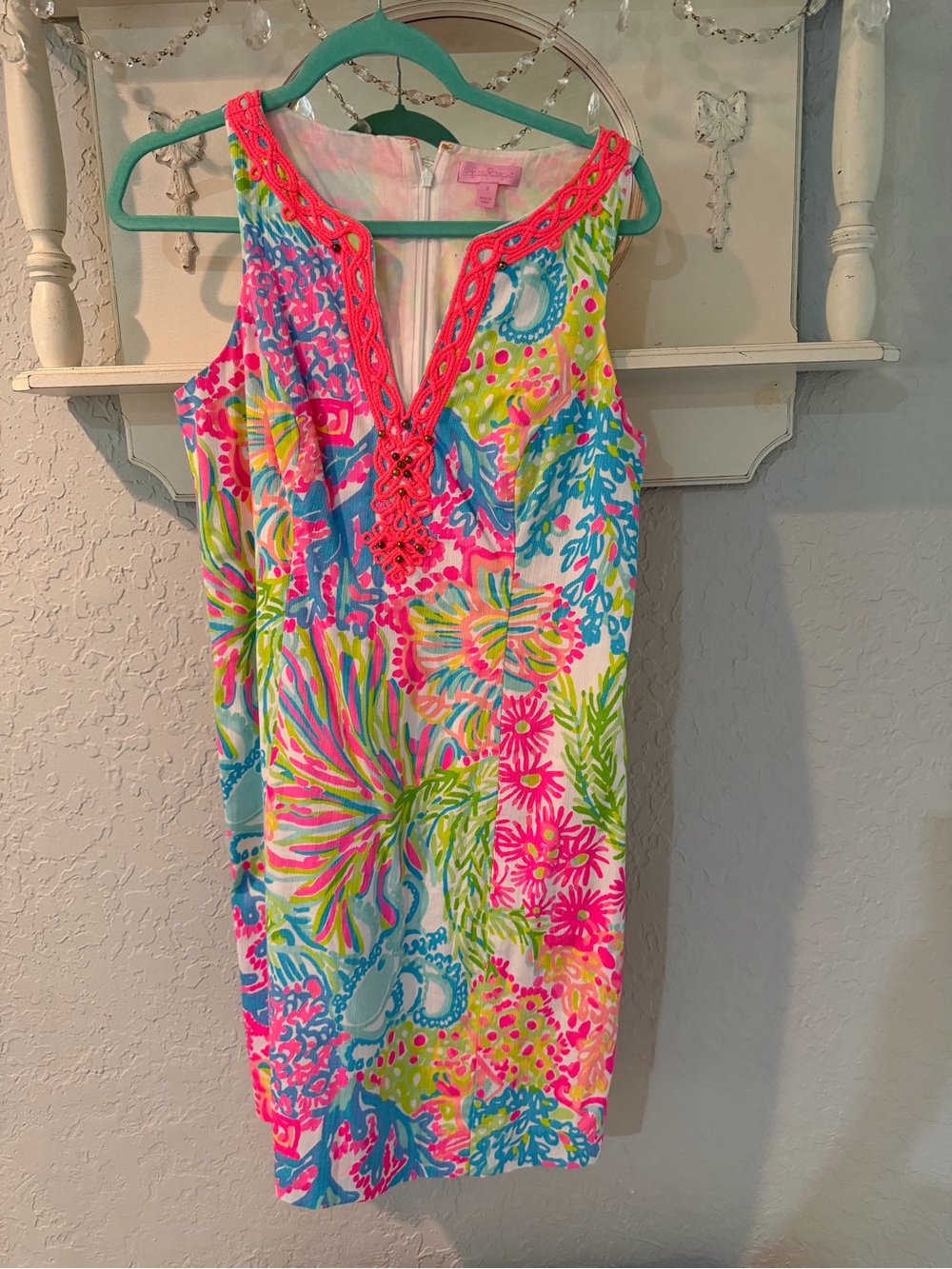 Lilly Pulitzer women’s bright and beautiful!